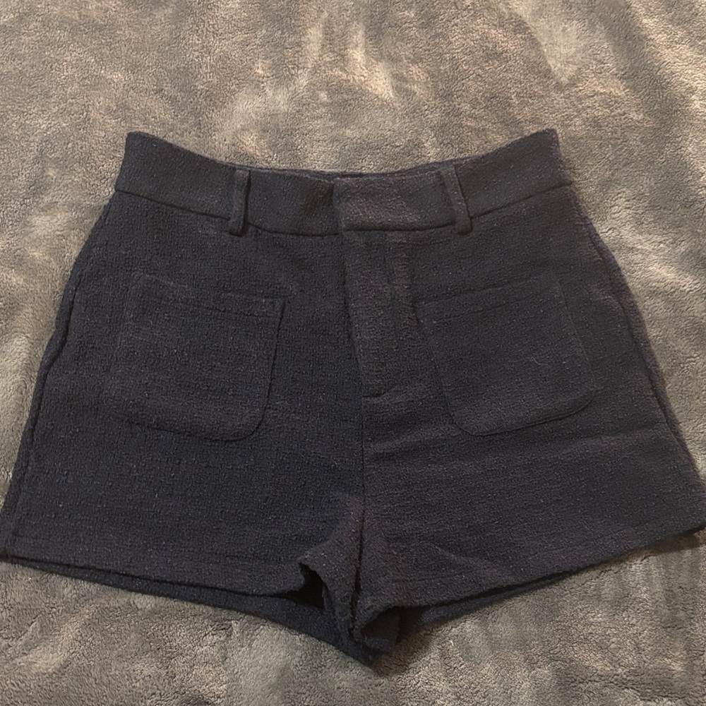 Lulu's Elegant dark blue High Waist Shorts